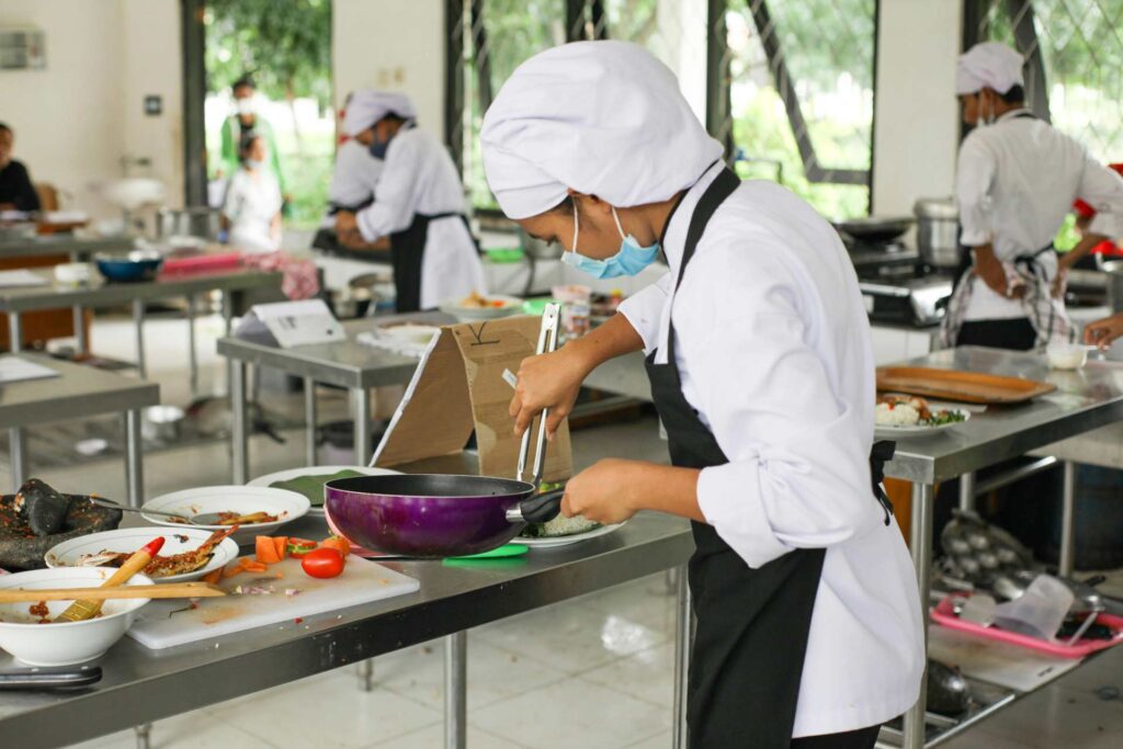 WSQ Food Safety Levels 1–3 | Which Course to Take?